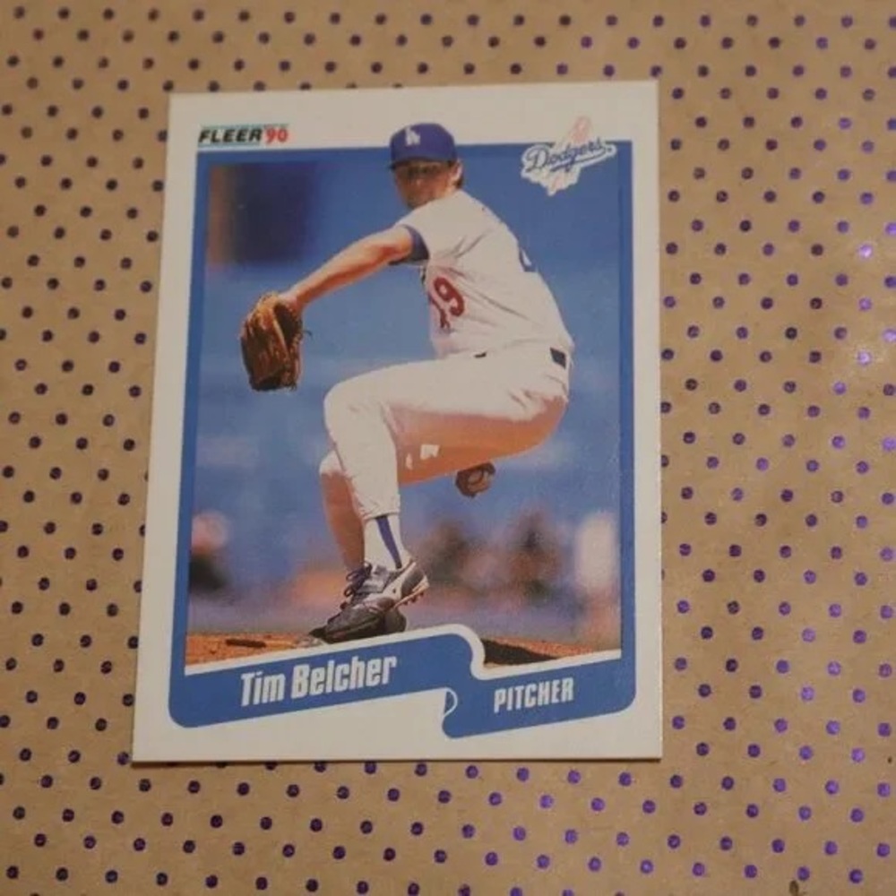 MLB Fleer '96 Trading Card - Blue and White